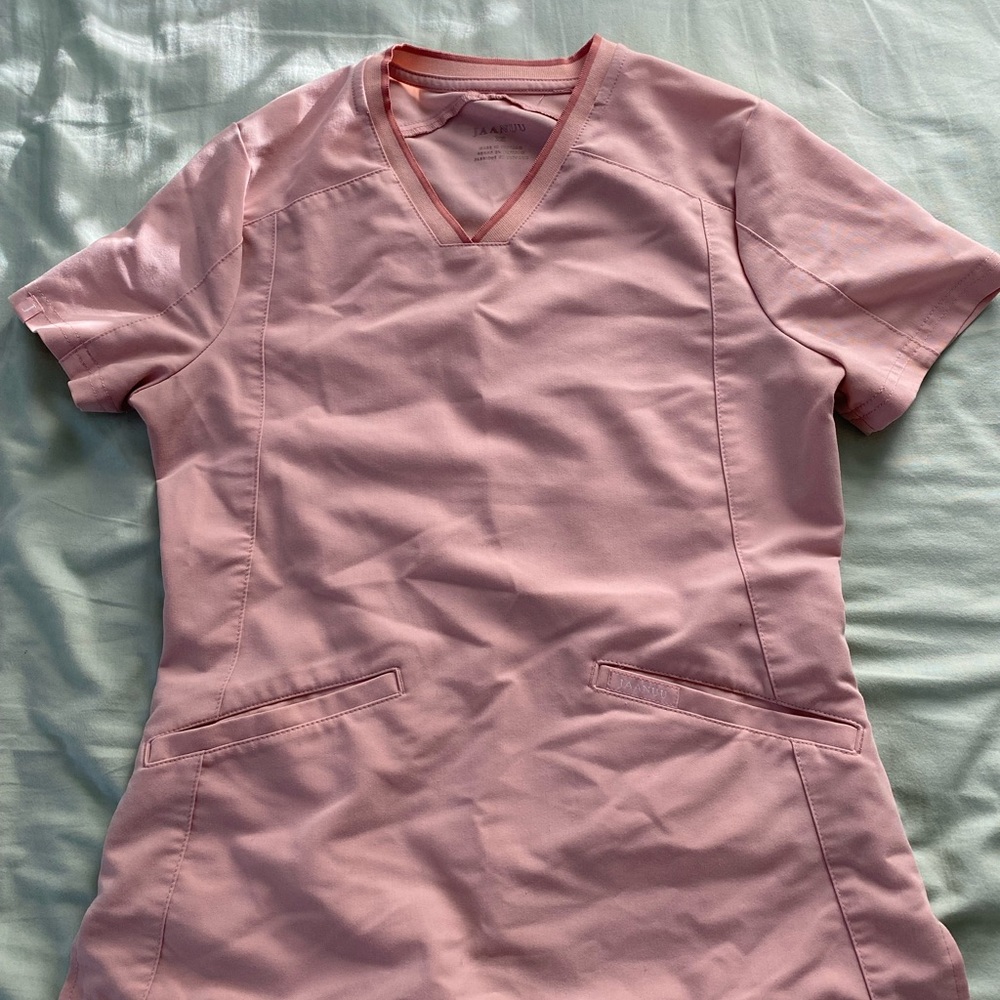 Blushing Pink Women’s V neck Trim Scrub Top